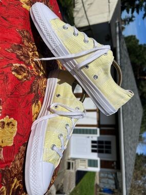 Converse White Rubber Sole Low-Top Sneaker (Single)